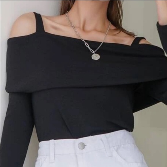 Cold Shoulder Long Sleeve Top - Picture 2 of 10